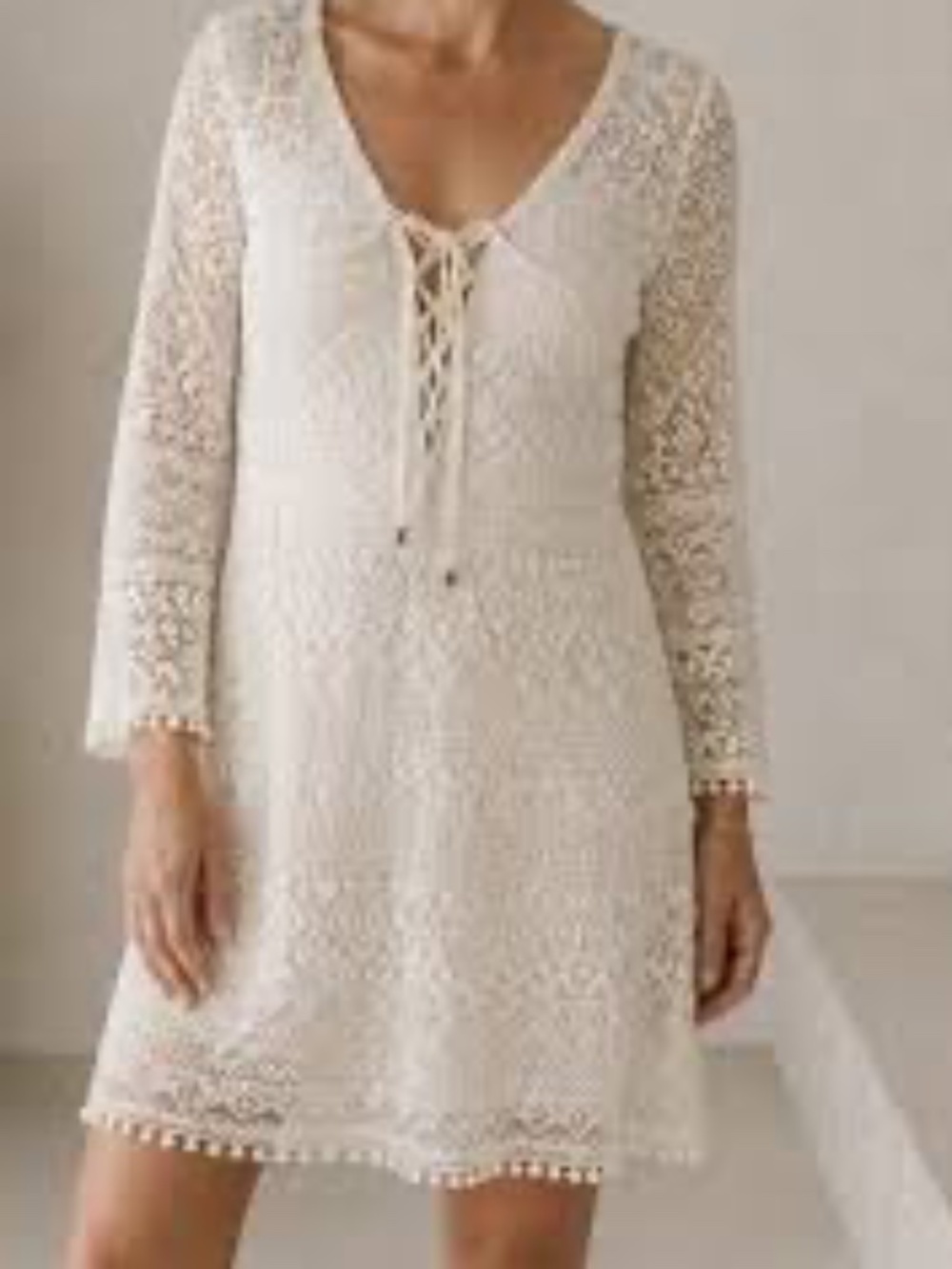 Adrianna Papell White Lace Cover-Up / Dress Size Large